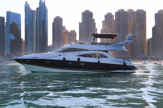 Méga-yacht Sunseeker Power de 56 pieds à Dubaï, Émirats arabes unis 