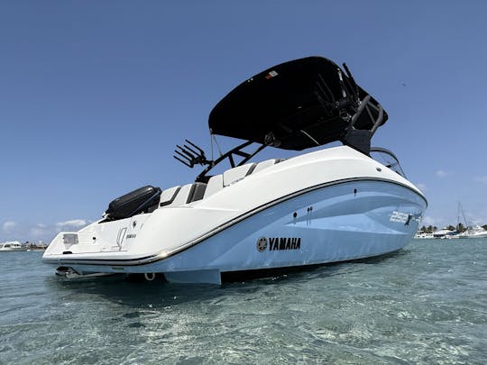 2024 フロリダ州ジュピターのヤマハ 252XE 