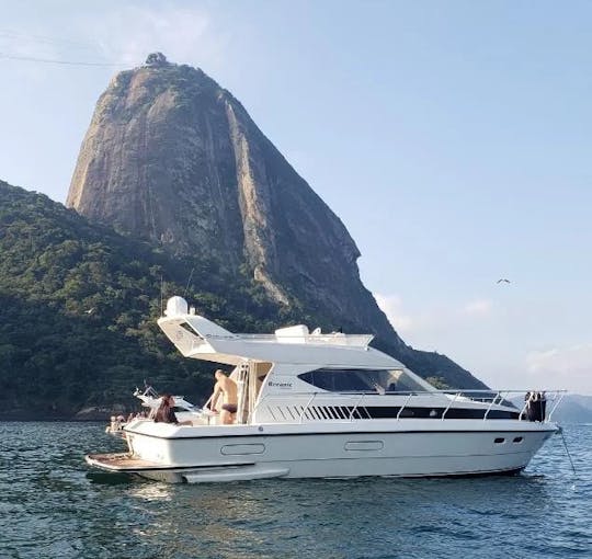 38ft Oceanic Flybridge Yacht Rental in Rio de Janeiro, Brazil w/ concierge 💎