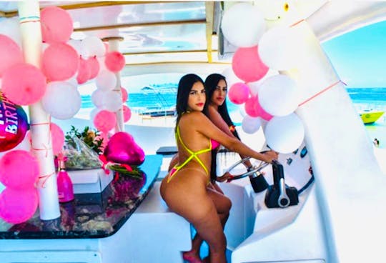  🥂AMAZING PRIVATE YACHT🥂MAKING YOUR BIRTHDAY-BACHELOR PARTY🍾  book now  🎉