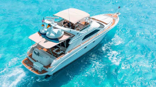 Deal of the Week! 50' Sea Ray Yacht for Rent in Cancun, Mexico.