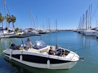 Skippered Quiksilver 755 Powerboat Rental in Estepona, Spain