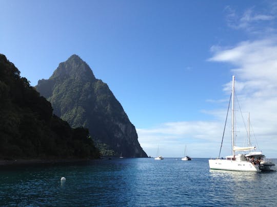 Charter Beneteau Oceanis 440 in Saint Lucia private sailing cruise