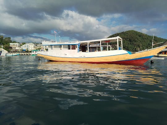 VIAJE DE UN DÍA EXPLORA KOMODO