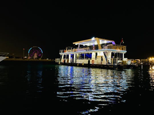 Party Yacht 90 Feet in Dubai!