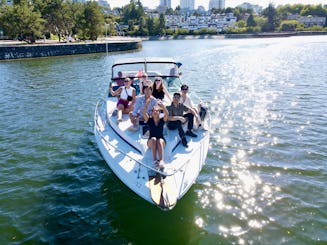 Découvrez la beauté côtière de Vancouver à bord d'un yacht Sea Ray Sundancer de 30 pieds