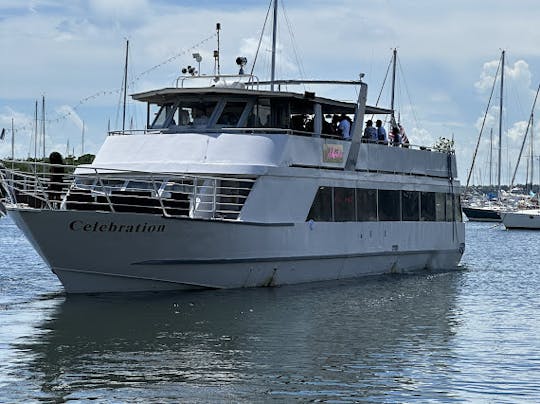  Méga yacht de luxe de 100 pieds, 20 à 140 personnes