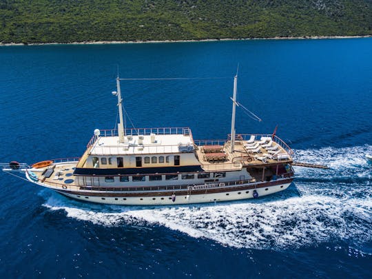 Lb 40m Gulet - 16 Cabins in Muğla, Turkey