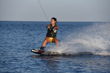 Wakeboarding Session Malibu Wakesetter