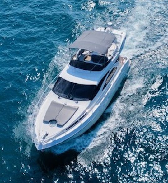 Iate italiano de luxo Azimut de 50 pés em Chicago, Illinois