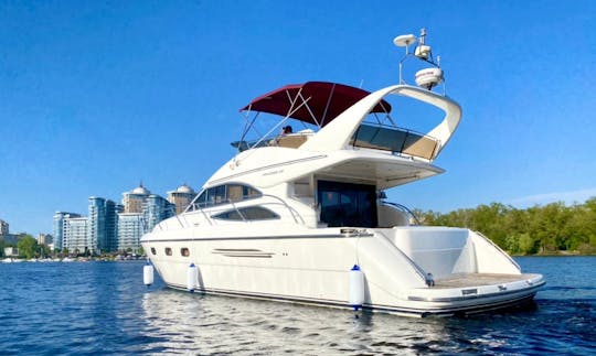 Yates a motor Princess 45 Fly
