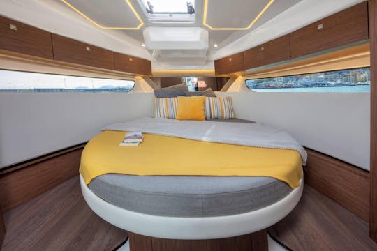 Merry Fisher 1095 Fly Motor Yacht