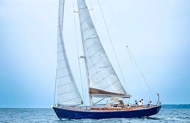 Luxury Sailing Experience in Bocas Del Toro