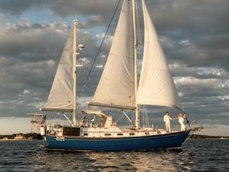 Martha’s Vineyard Private Sailing onboard 42ft Pearson Sailboat