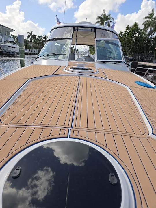  42ft Yacht with Captain and fuel included-Ft. Lauderdale to Boynton beach