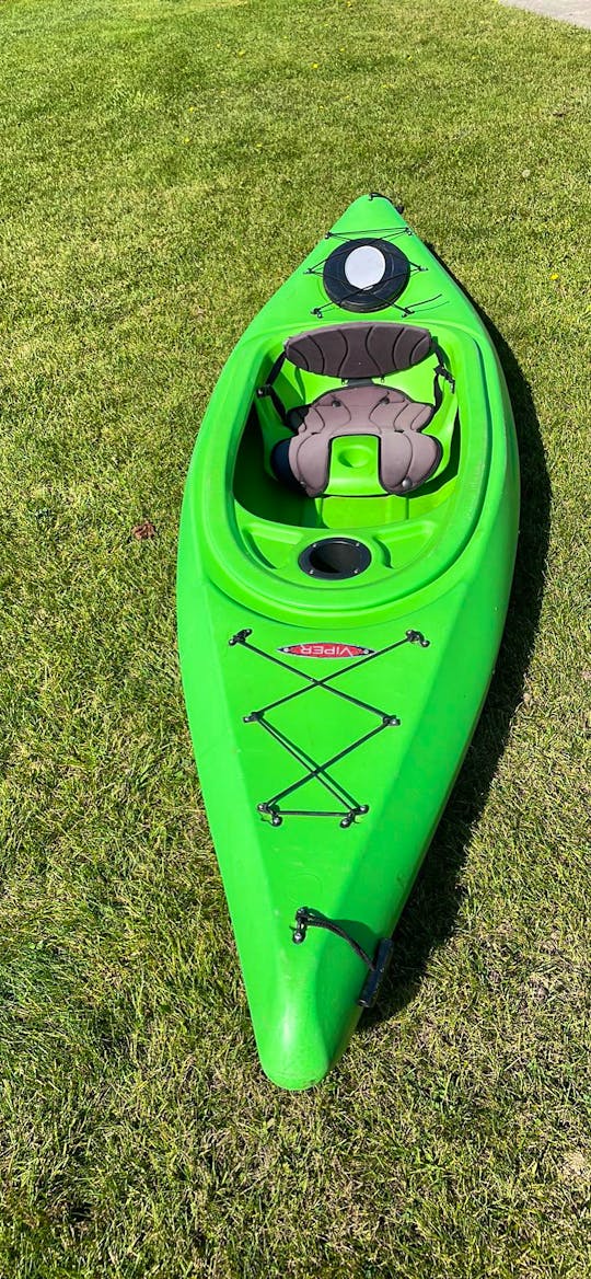 10' Kayaks for Rent (Daily or Hourly)