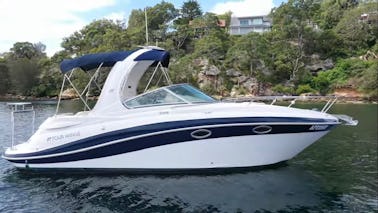 30' Luxury Power Yacht – Party Friendly with Washroom 1 Hour Free!!