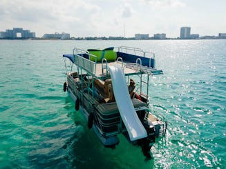 Aluguel de barco familiar Pontoon #GMBPONTOON de 30 pés em Cancún 