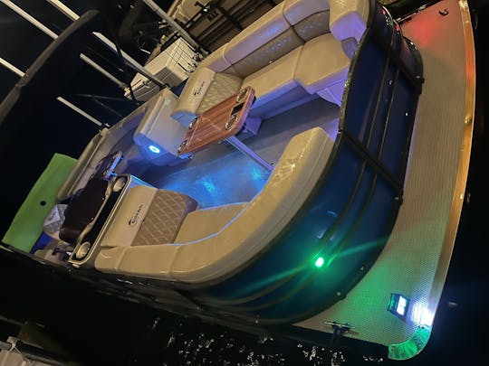 Luxury Pontoon Rentals!! Lake Ray Hubbard 