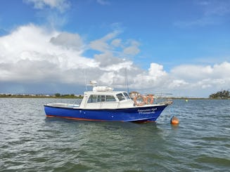 33ft speedboat in Lisbon for tours, parties and events