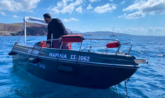 Marilia Boat for rent in Santorini