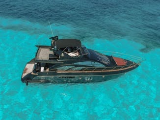 Azimut 58 Yacht for Charter with a FREE jetski in Cancun