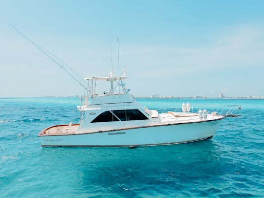 Barco de pesca esportiva Odysea de 46 pés para alugar em Cancún!