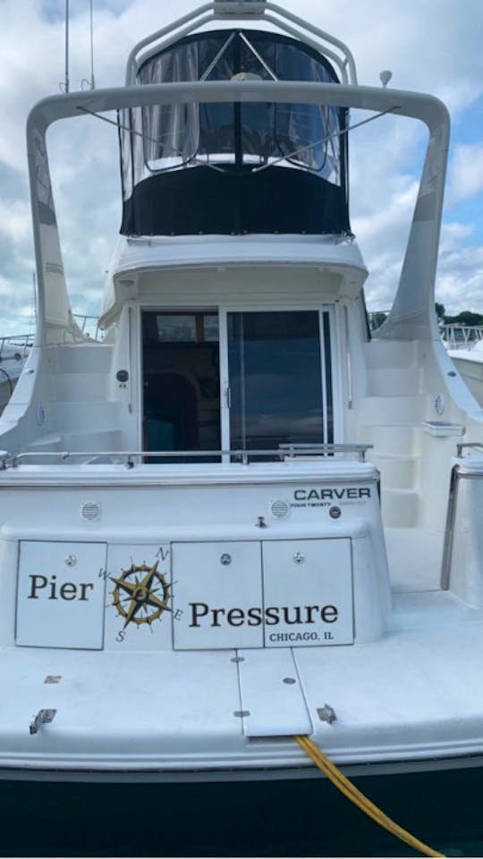 47' Carver "Pier Pressure" Chicago, IL