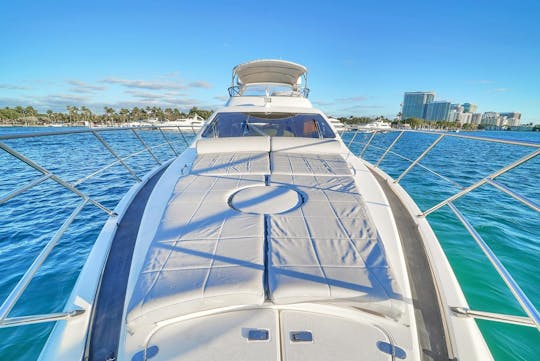 70Ft Azimut Yacht Rental in Miami Beach 2 Jet Skis Included -Free Hour