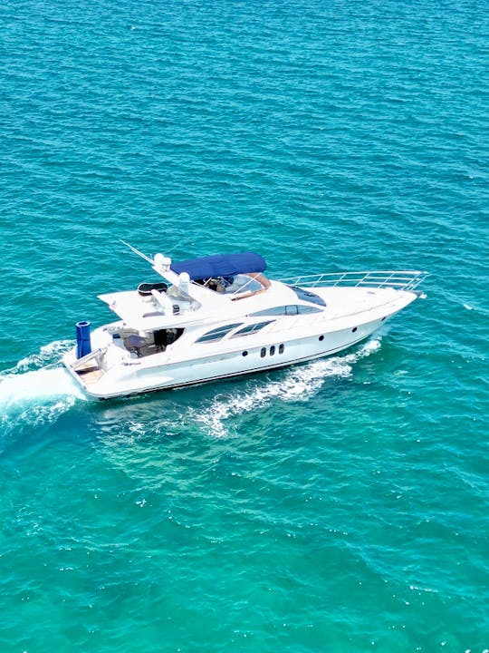 Luxury 62ft Azimut Motor Yacht in Miami