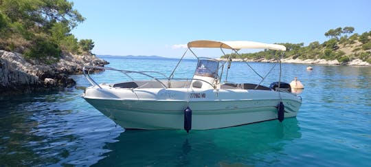 Boat rental on Brac island