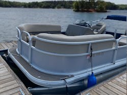 2021 Pontoon for rent on Lake Norman *Fuel + Captain included