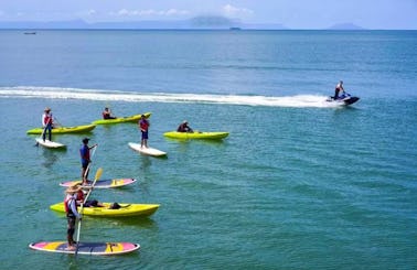 Stand Up Paddle Boarding by Discovery Center, Kep West
