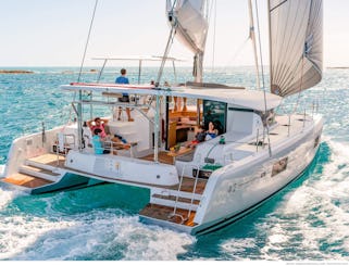 Catamaran Lagoon de 44 pieds (jusqu'à 12 invités)