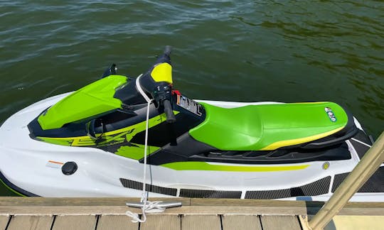 ヤマハウェーブランナー EX デラックス • ボイドレイクでのオンザウォーターレンタルまたはテイクアンドゴー
