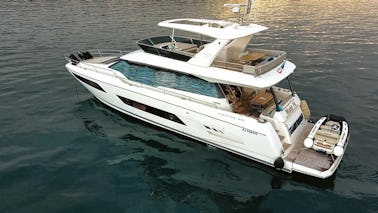 Location de méga-yacht Prestige 680 MALÉ IV Power sur la Côte d'Azur, France