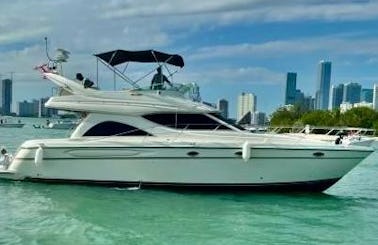 Enjoy Miami with 50ft Pies Motor Yacht!!!!