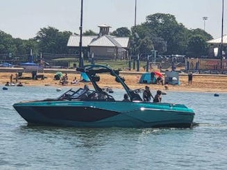**FOR RENT: 2023 25ft Malibu LSV** Gas Included