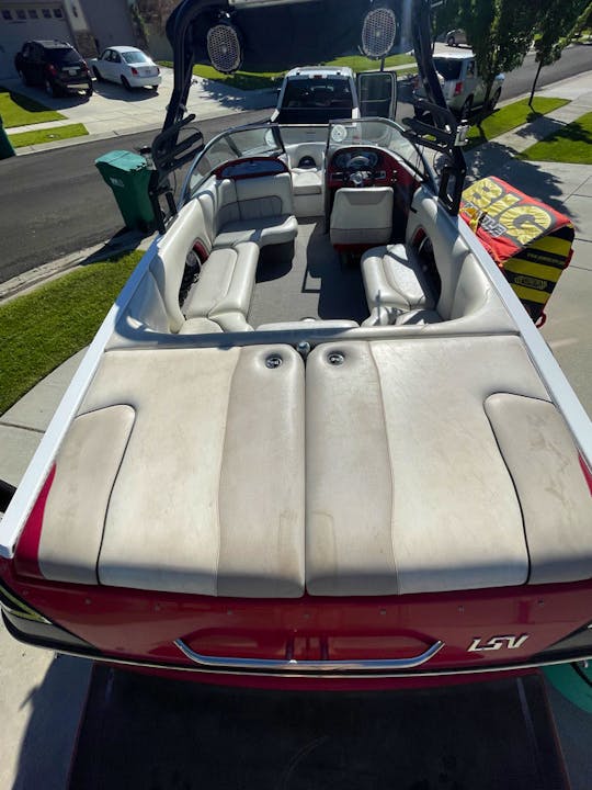 Malibu Surf Boat Lake Powell Seats 14 (4 day minimum rental)