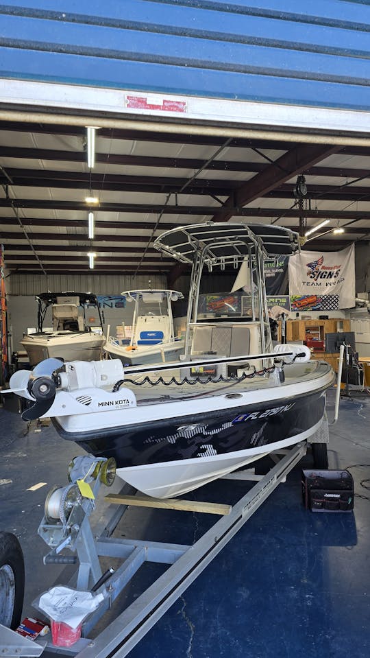 22ft Century W/ 250HP Yamaha for rent