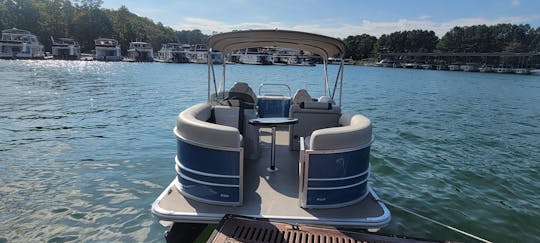 Cruzeiros e passeios de barco pelo Lago Lanier