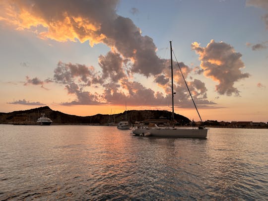 Vive días inolvidables en la Grecia jónica a bordo del velero Beneteau de 47 pies