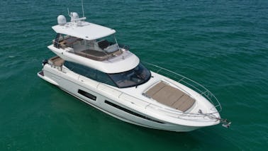 Flybridge Prestige « Elysian » de 55 minutes à Naples, en Floride