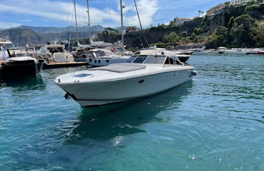 Charter Itama 38 Motor Yacht To Capri & Positano