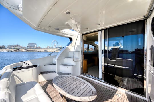PROFITEZ DE MONTRÉAL SUR UN AZIMUT DE 50 PIEDS ! JUSQU'À 15 PERSONNES