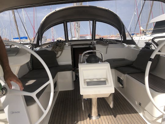 Voilier Bavaria Cruiser 46" « Amore » à Rhodes, Grèce