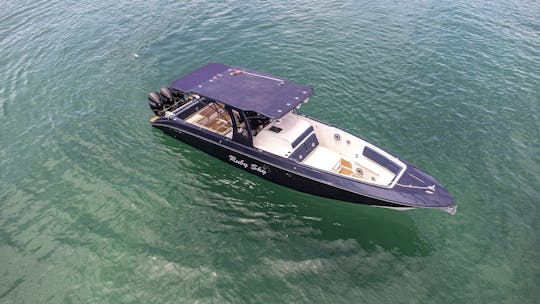 New Center Console 41 Footer located in Cartagena Colombia - 20 PAX