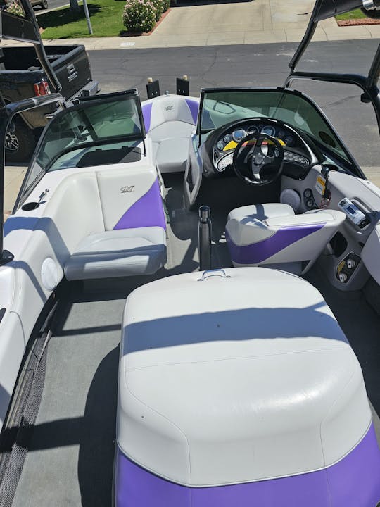 2001 Air Nautique Wakeboard Boat Rental in Scottsdale AZ