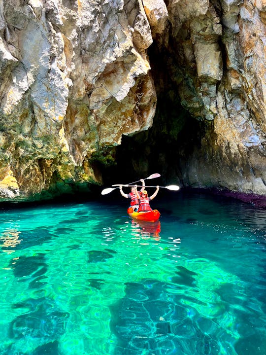 Uncharted Marine Reserve Cave, Snorkel & Cliff Jumping Kayak Tour