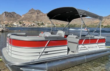 2021 luxury Berkshire 23 foot tray tune for rent in lake Havasu city Arizona